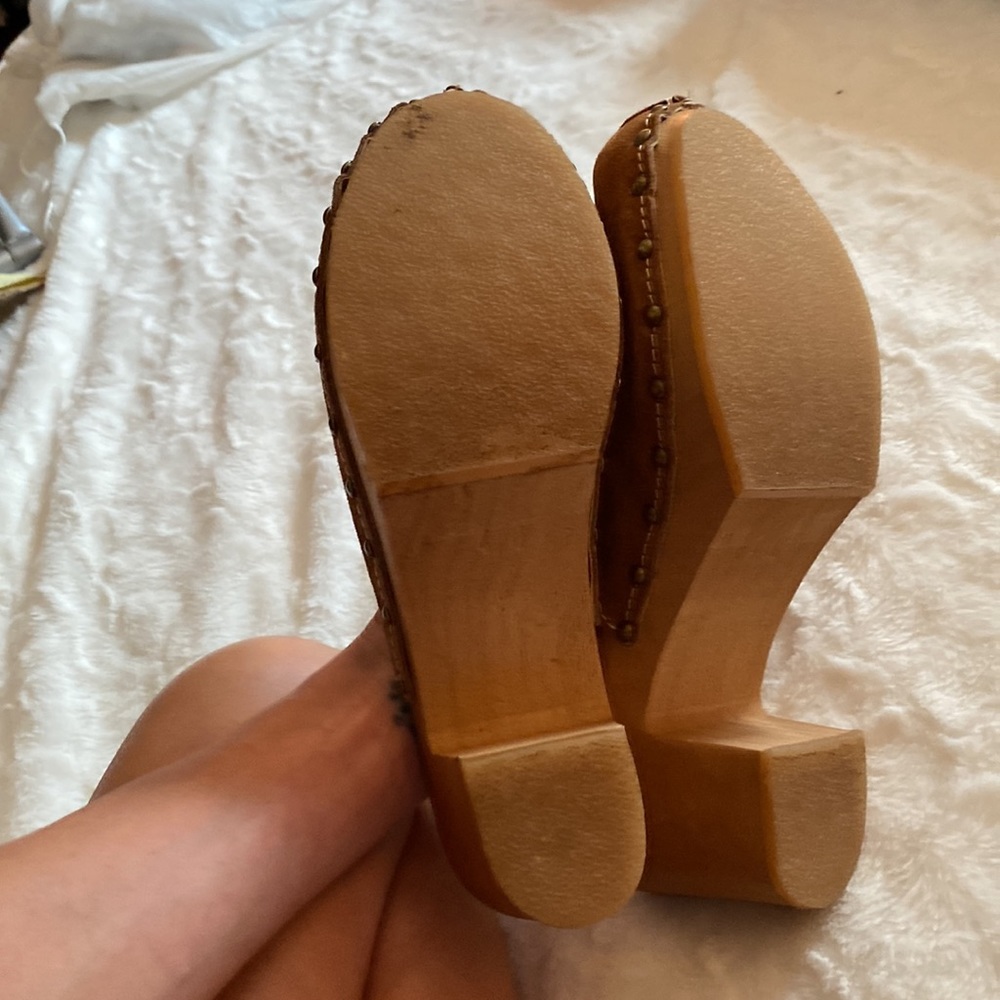 Handmade leather clogs - Picture 3 of 3